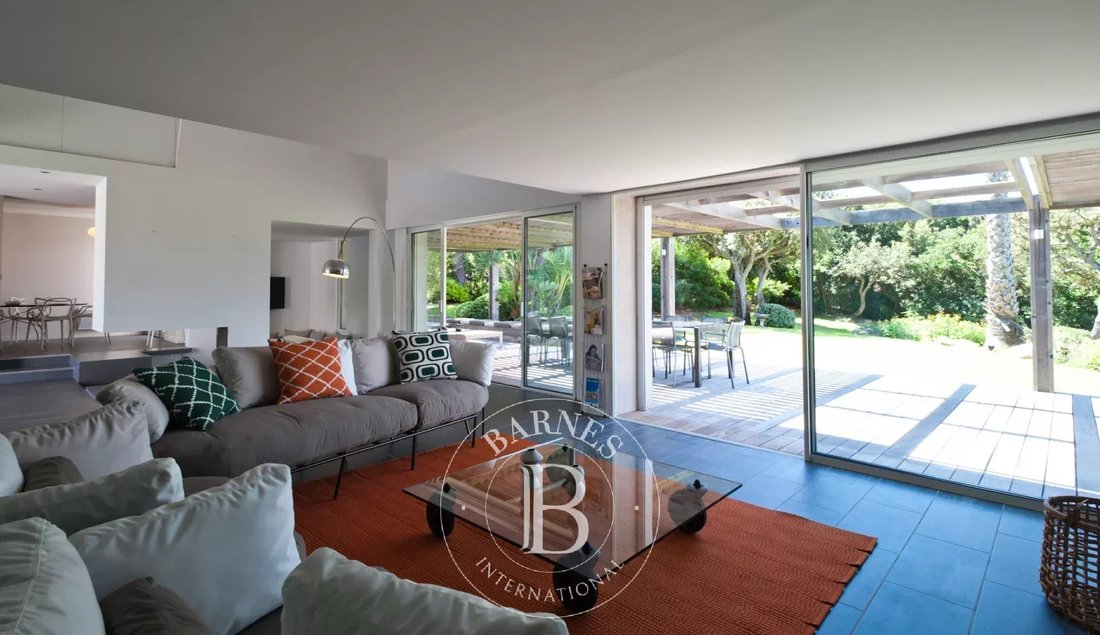 Villa in Lecci, Corsica, France 3 - 15957842
