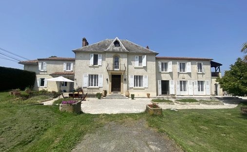 Haus in Mielan, Okzitanien, Frankreich 1