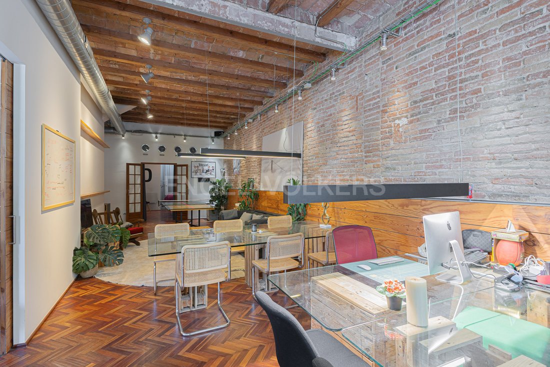 Appartamento a Eixample, Barcellona, Spagna 4 - 15956441