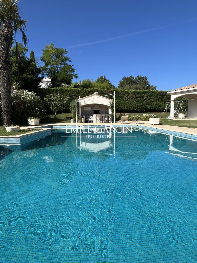 Villa in Granettes-Jauberte-Sainte Anne, Aix-en-Provence, France 4 - 14571959