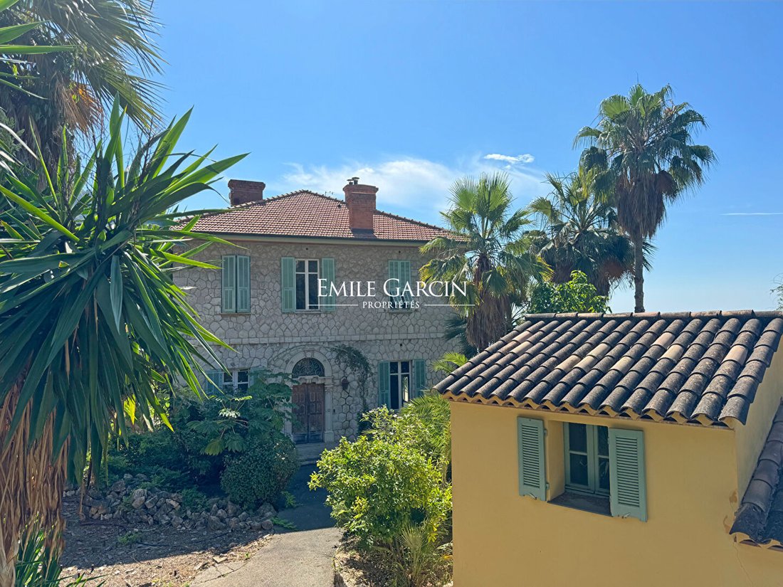 Villa in Menton, Provence-Alpes-Côte d'Azur, France 2 - 14602199