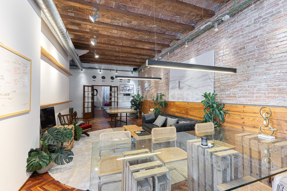 Appartamento a Eixample, Barcellona, Spagna 3 - 15956441