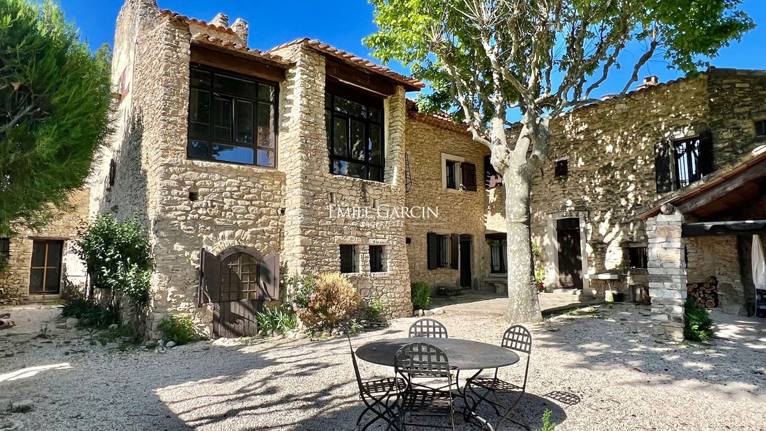 Villa in La Tour-d'Aigues, Provence-Alpes-Côte d'Azur, France 5 - 12425954