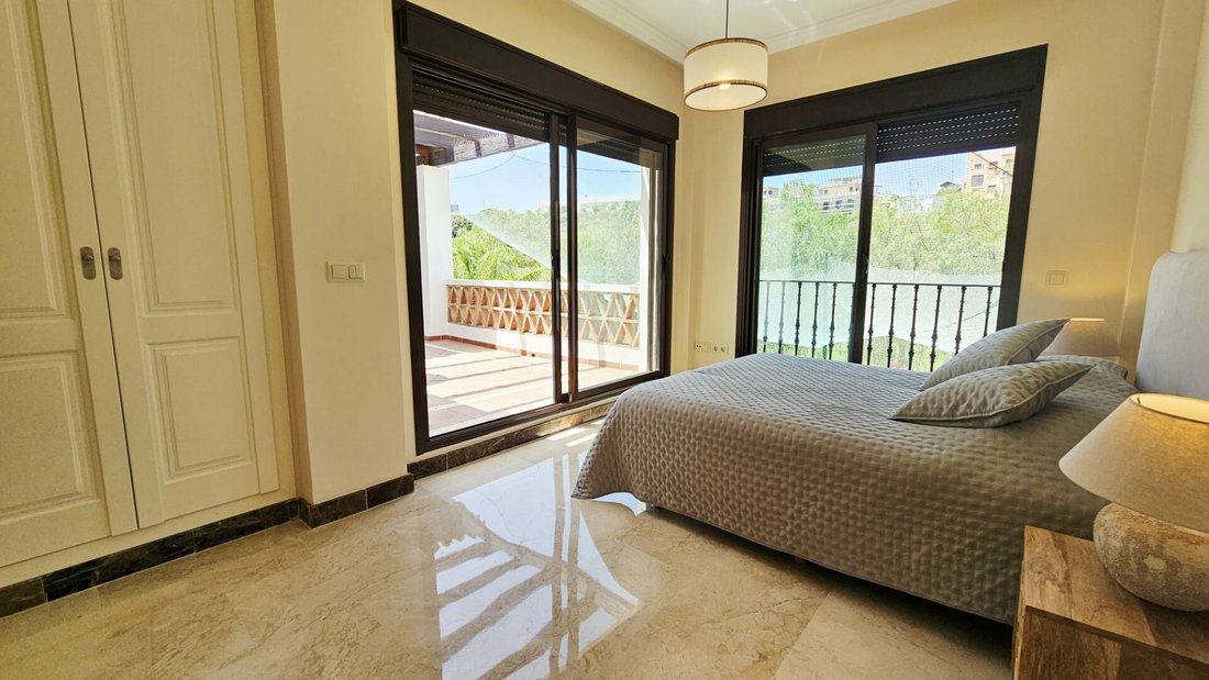 Villa in Estepona, Andalusia, Spain 4 - 15957961