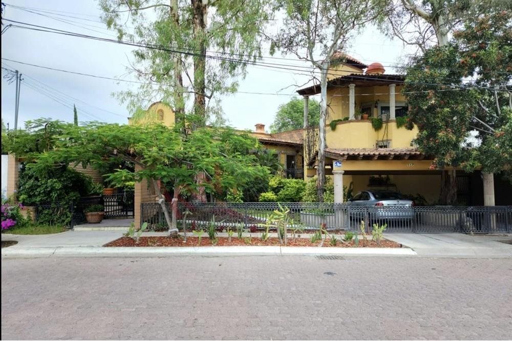 House in Juriquilla, Querétaro, Mexico 2 - 15957263
