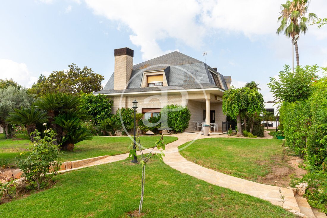 Villa in Godella, Valencian Community, Spain 1 - 15957696