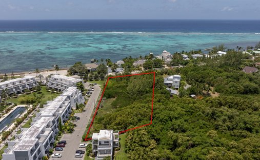 Land in George Town, George Town, Cayman Islands 1