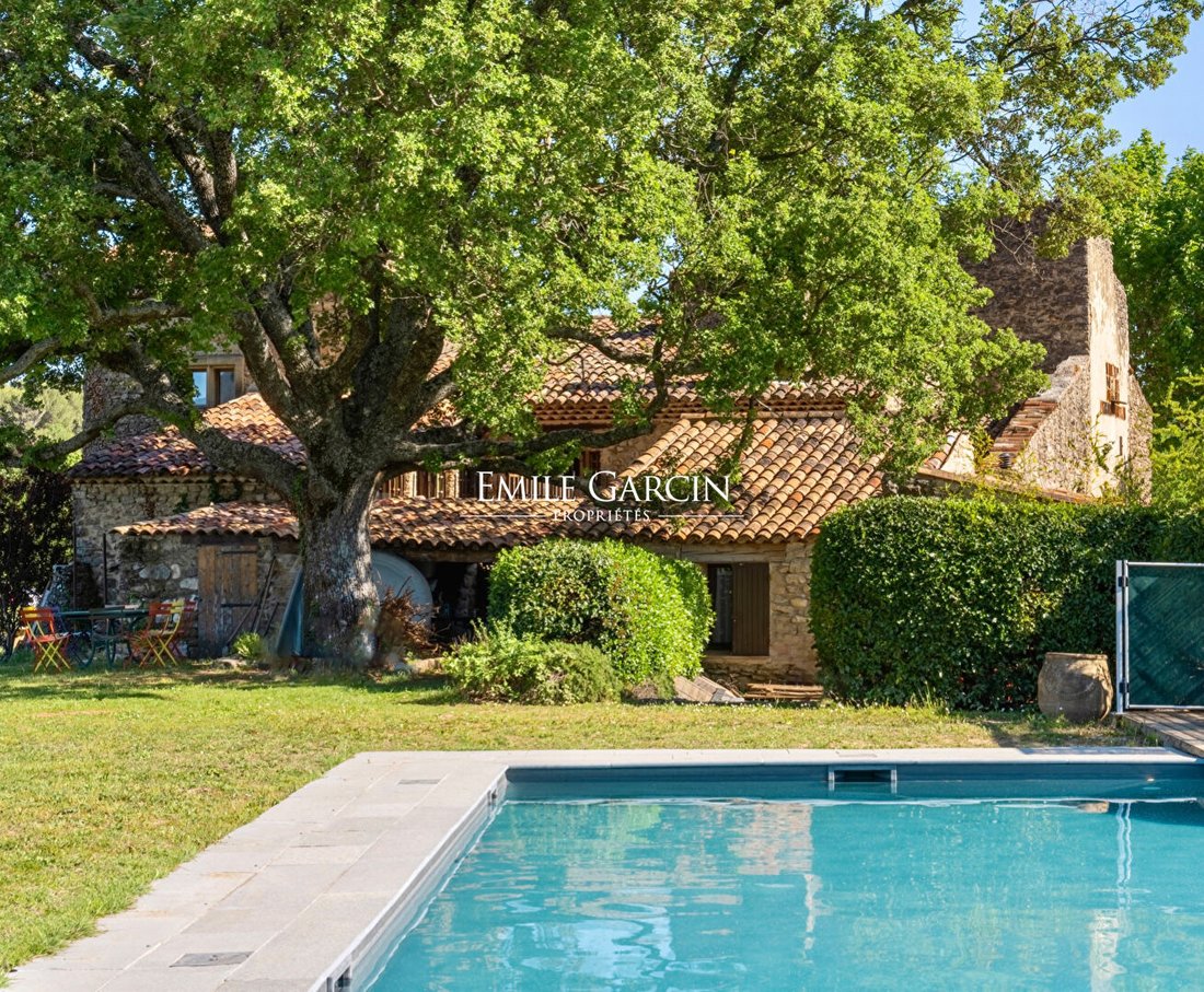 Villa in La Tour-d'Aigues, Provence-Alpes-Côte d'Azur, France 2 - 12425954