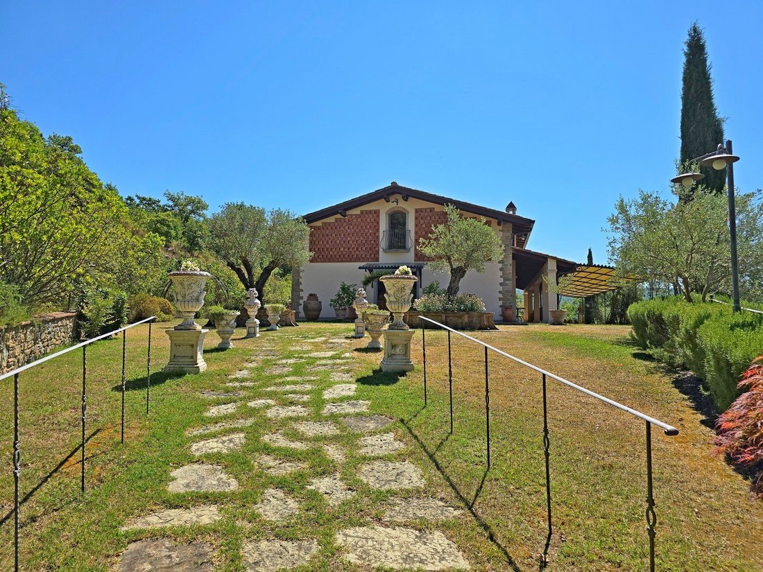 Villa in Giovi-Puglia-Catona, Arezzo, Tuscany 1 - 15954687