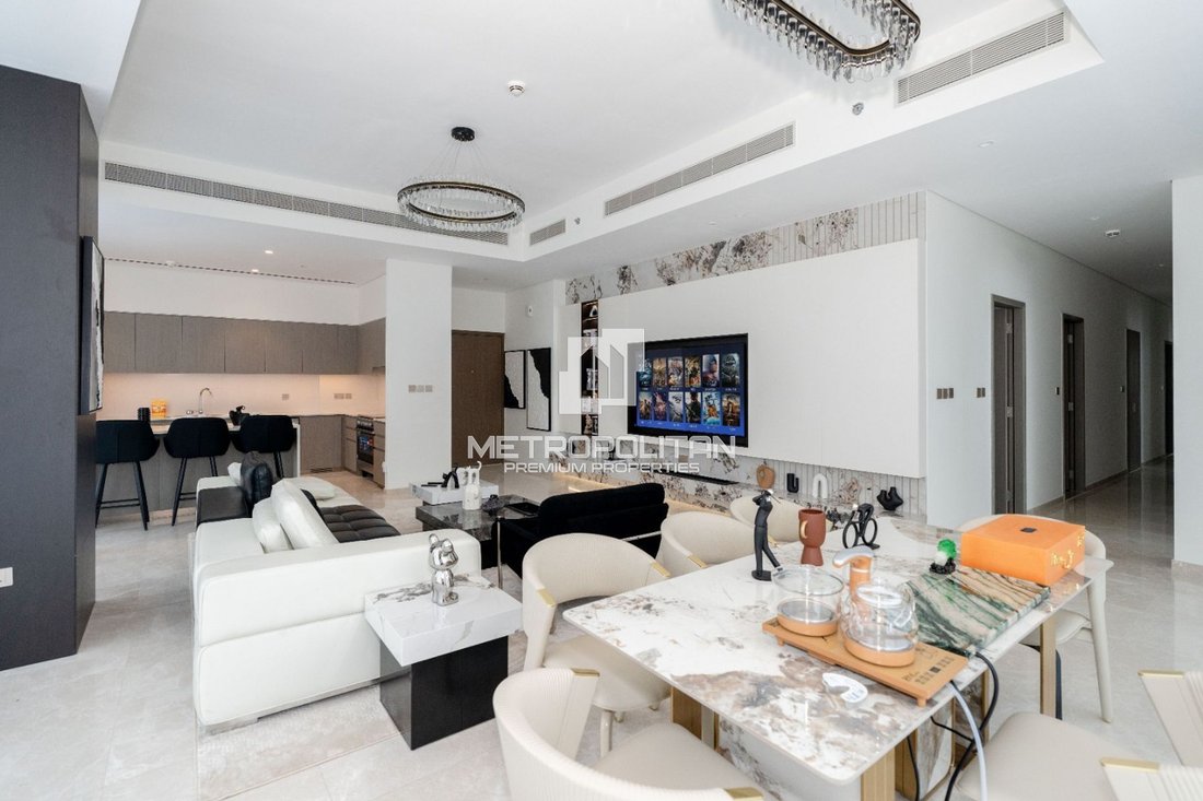 Apartment in Burj Khalifa Lake, Downtown Dubai, Dubai 1 - 15958376