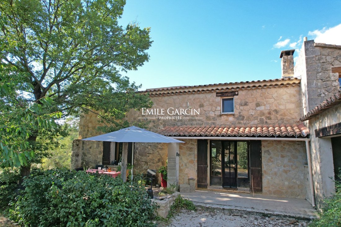 Villa in Venasque, Provence-Alpes-Côte d'Azur, France 2 - 15955332