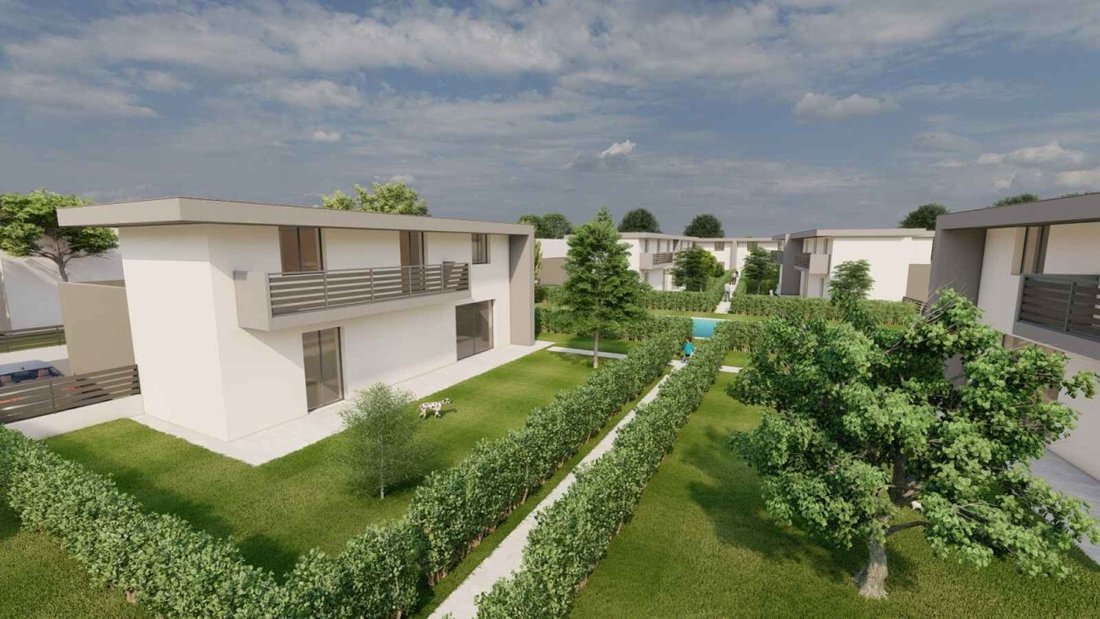 Villa in Historic Center, Lonato del Garda, Lombardy 1 - 15954682
