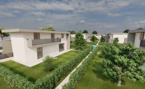 Villa in Historic Center, Lonato del Garda, Lombardy 1
