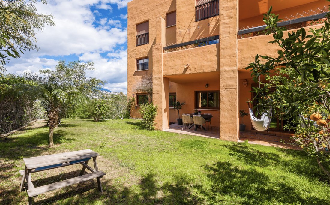Apartment in Benahavis, Andalusia, Spain 2 - 15957955