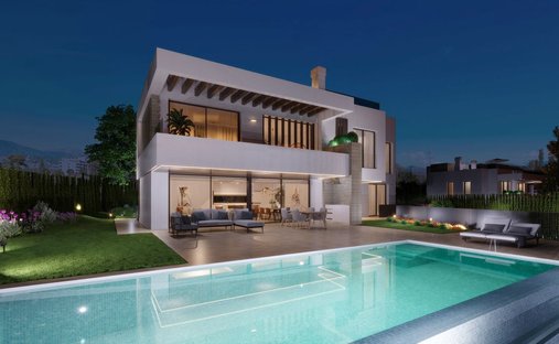 Villa in Estepona, Andalusia, Spain 1