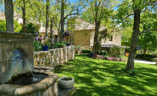 Villa in Manosque, Provence-Alpes-Côte d'Azur, France 1