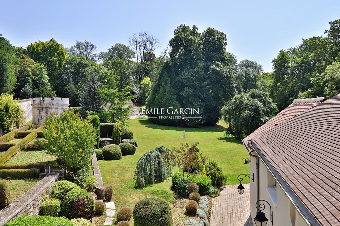 Villa in Magny-en-Vexin, Ile-de-France, France 1 - 15955734