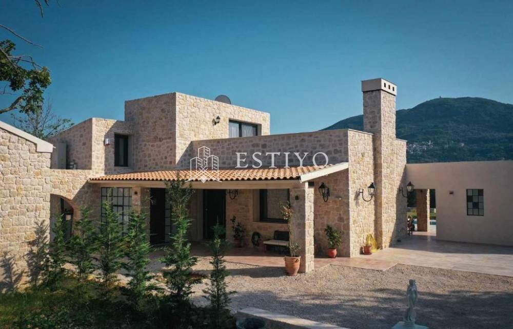 Villa in Corfu, Peloponnese, Western Greece and the Ionian, Greece 2 - 15958598