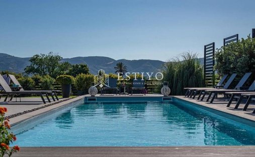Villa in Platanias, Greece 1