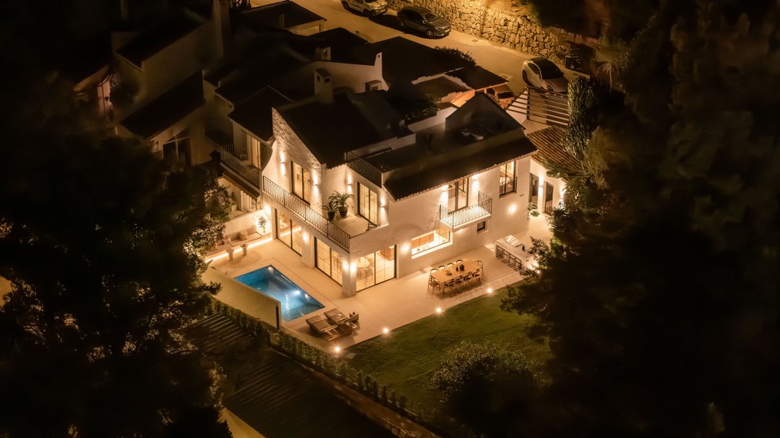 House in Puerto Banus, Marbella, Spain 1 - 15958299