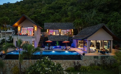 Villa in Chaweng Beach, Surat Thani, Thailand 1