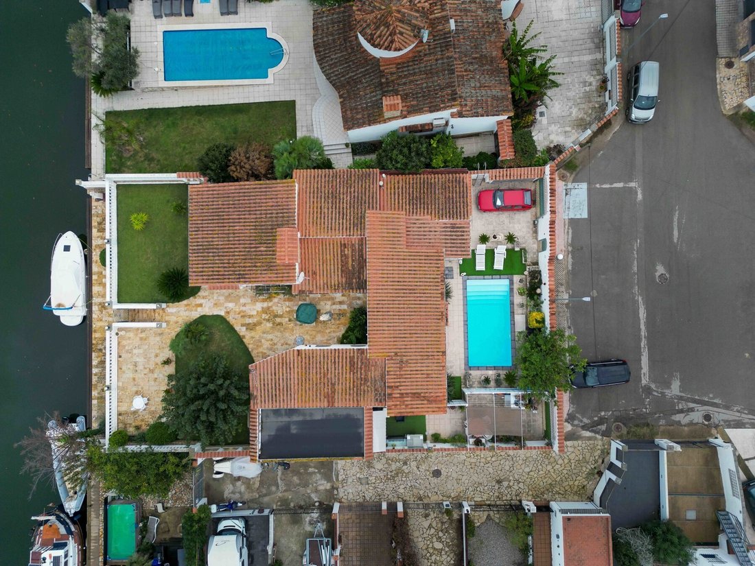 House in Empuriabrava, Catalonia, Spain 2 - 15958549