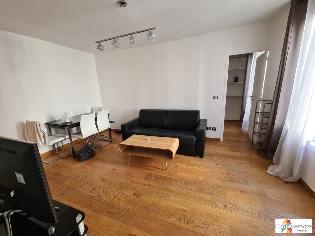 Apartment in Léon-Blum Folie-Regnault, Paris 11e Arrondissement, Paris 1 - 15958529