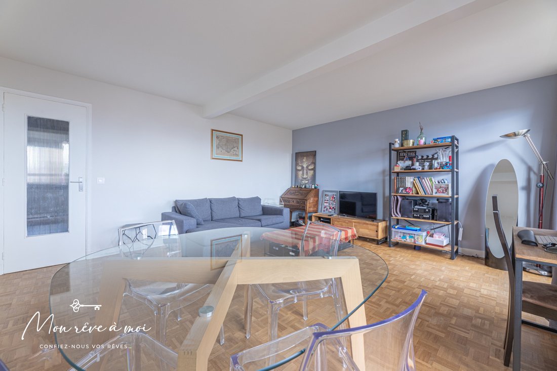 Apartment in Vincennes, Ile-de-France, France 2 - 15960968