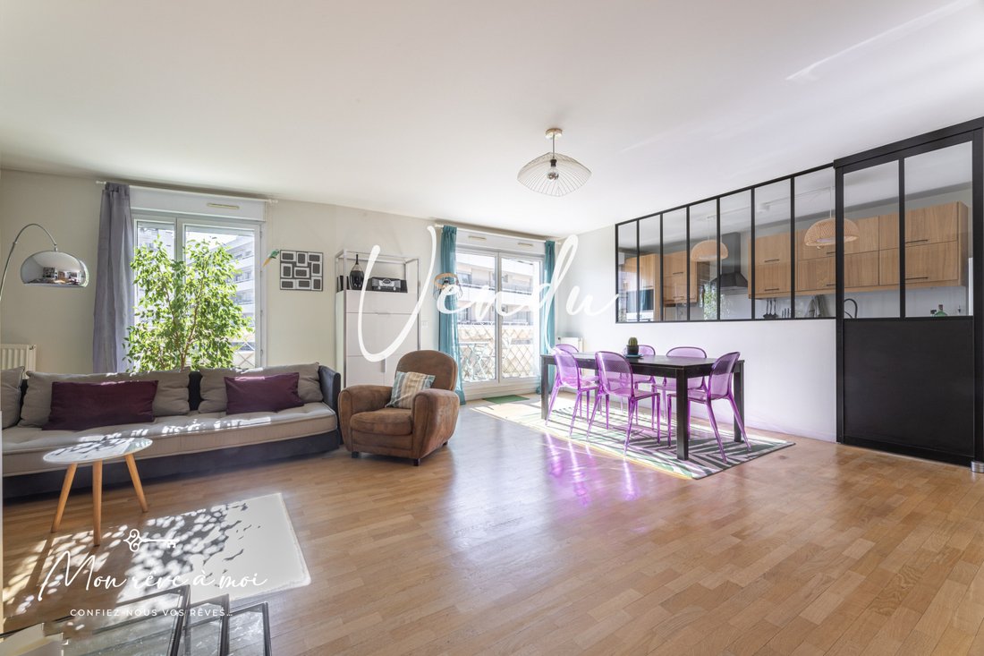 Apartment in Hôtel de Ville-Planchette, Levallois-Perret, France 1 - 15959495