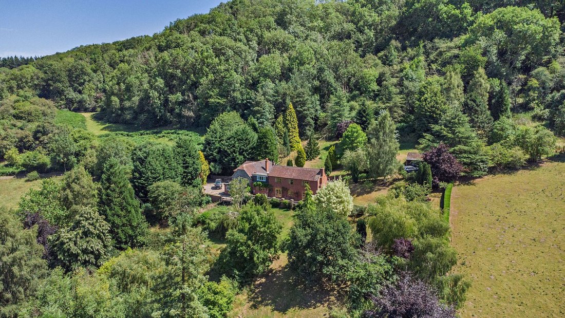 House in Abberley Common, England 1 - 15959063
