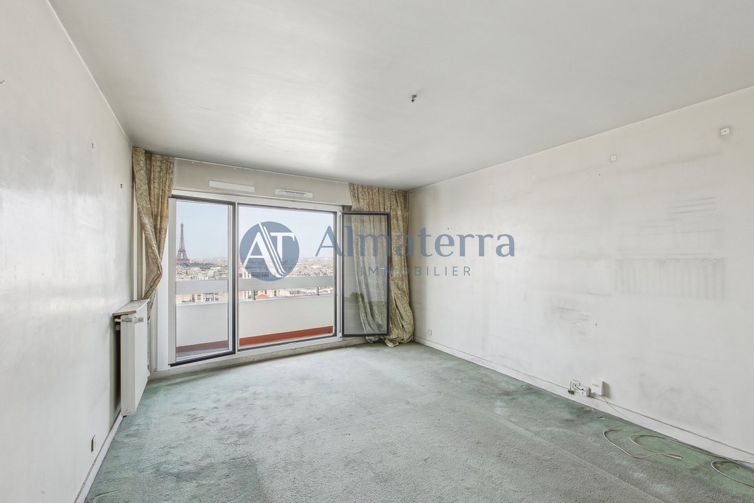 Apartment in Lorette-Martyrs, Paris 9e Arrondissement, Paris 3 - 15960255