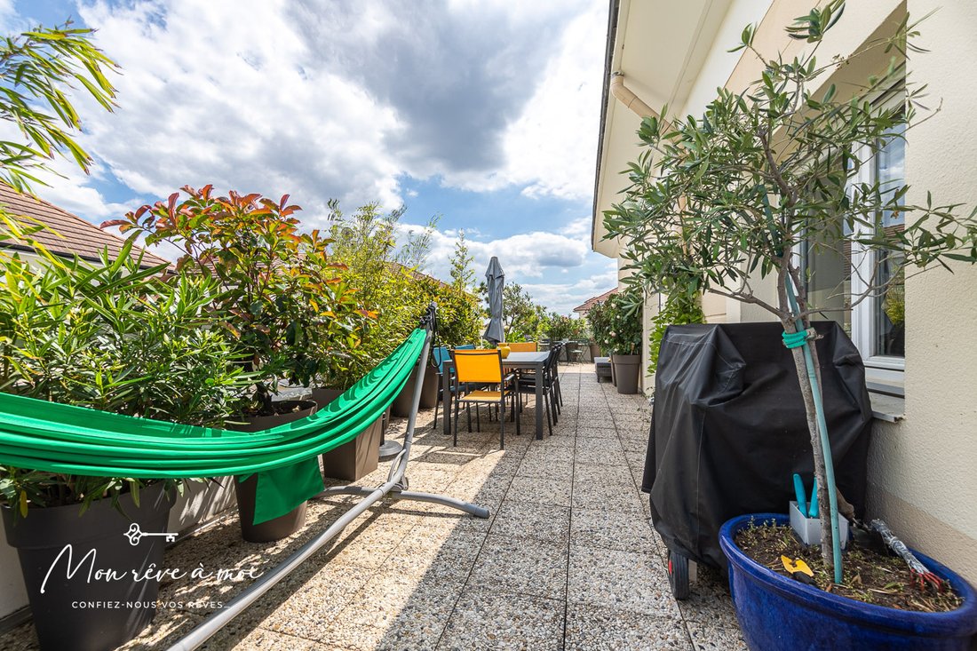 Apartment in Village Doumer, Carrieres-sur-Seine, France 2 - 15961336