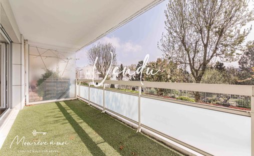 Apartment in Plateau Ouest, Suresnes, France 1