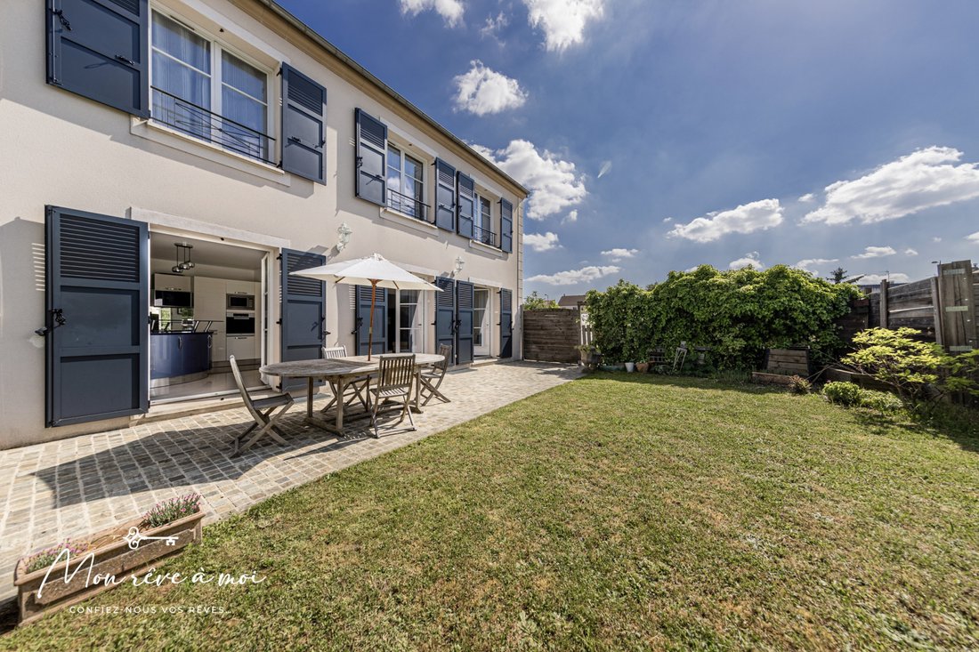 House in Village Doumer, Carrieres-sur-Seine, France 2 - 15959834