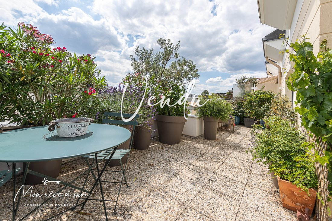 Apartment in Village Doumer, Carrieres-sur-Seine, France 1 - 15961336