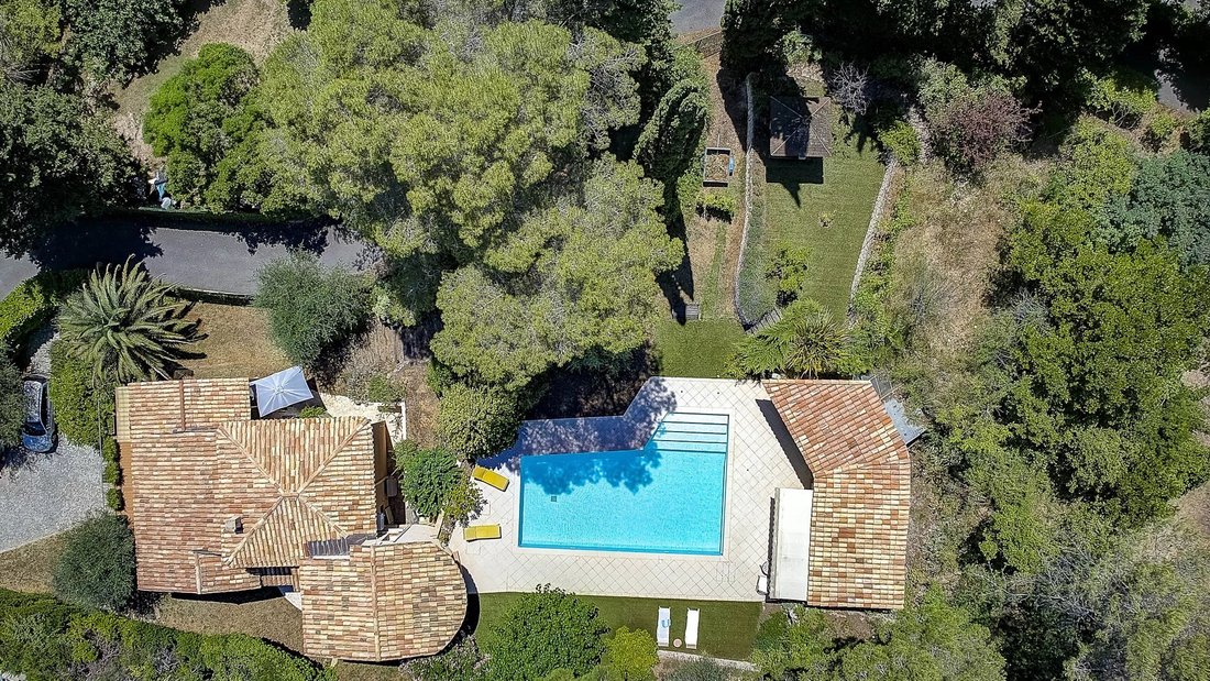 Villa in Valbonne, Provence-Alpes-Côte d'Azur, France 4 - 15959050
