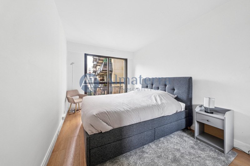 Apartment in Montorgueil-Saint Denis, Paris 2e Arrondissement, Paris 4 - 15960427