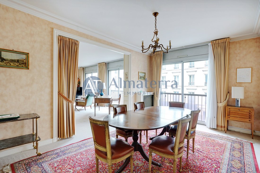 Apartment in Lorette-Martyrs, Paris 9e Arrondissement, Paris 3 - 15959307