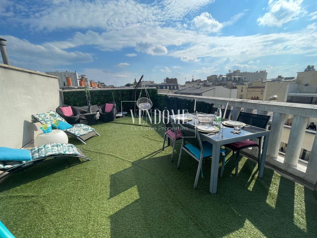 Apartment in Hôtel de Ville-Planchette, Levallois-Perret, France 1 - 15959153