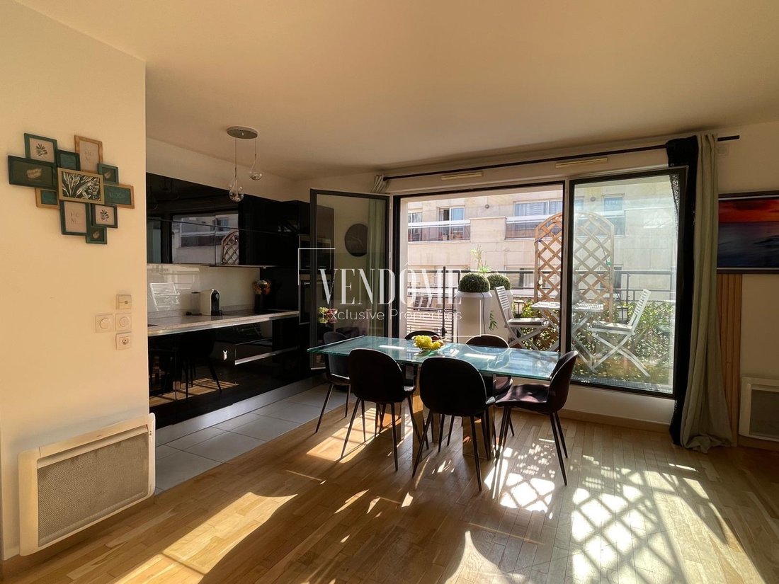 Apartment in Hôtel de Ville-Planchette, Levallois-Perret, France 5 - 15959508