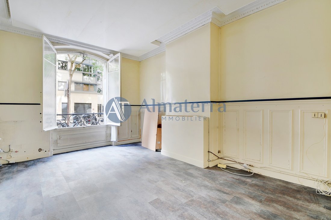 Apartment in Lorette-Martyrs, Paris 9e Arrondissement, Paris 4 - 15959254