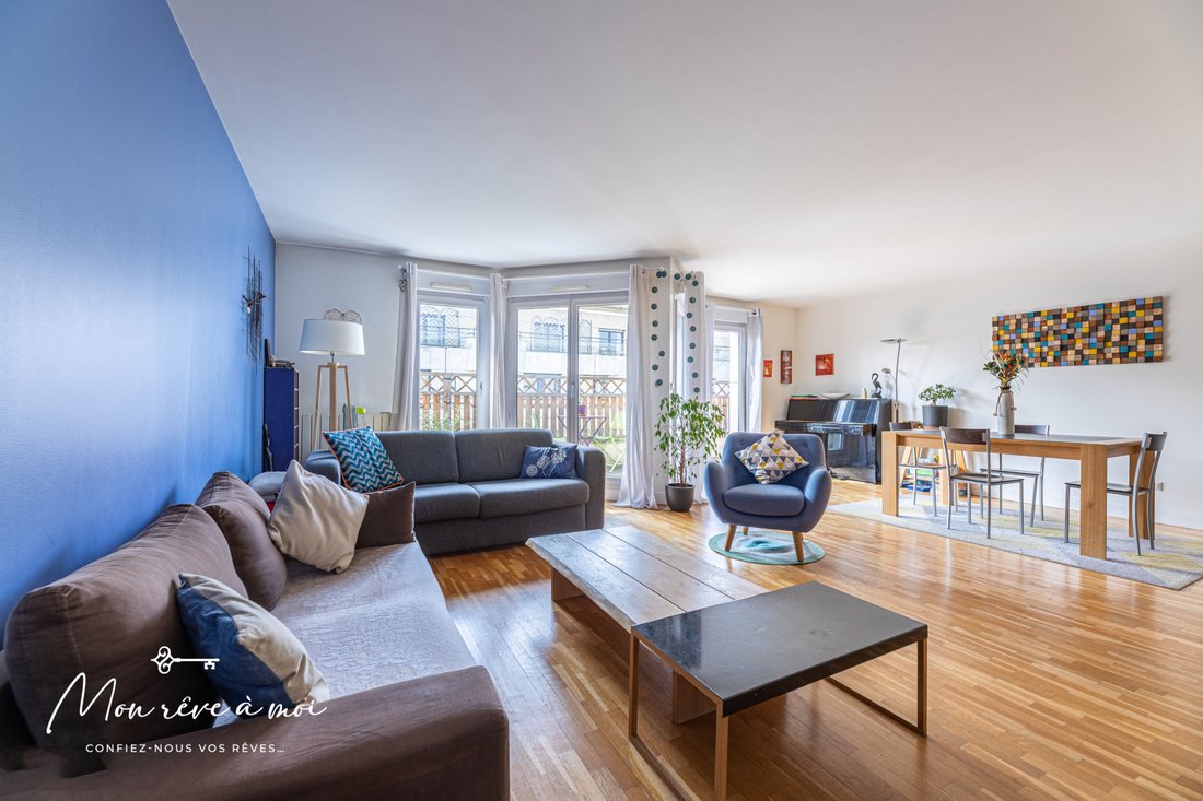 Apartment in Plateau Ouest, Suresnes, France 4 - 15960448