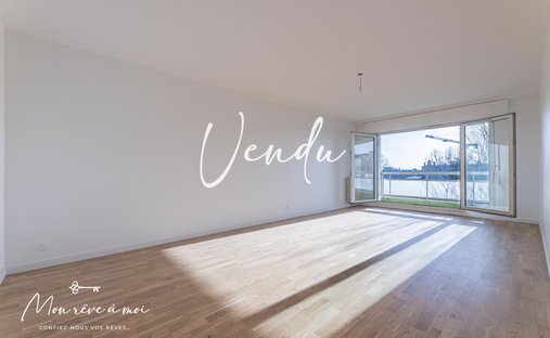 Apartment in Plateau Ouest, Suresnes, France 1