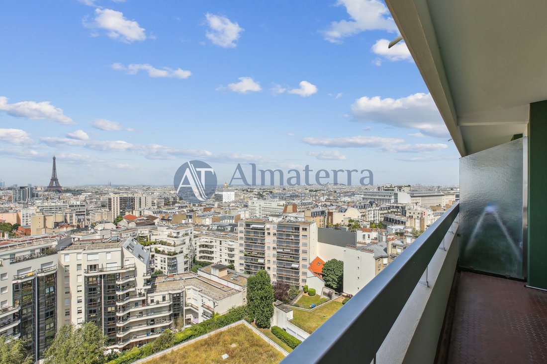 Apartment in Lorette-Martyrs, Paris 9e Arrondissement, Paris 4 - 15960255