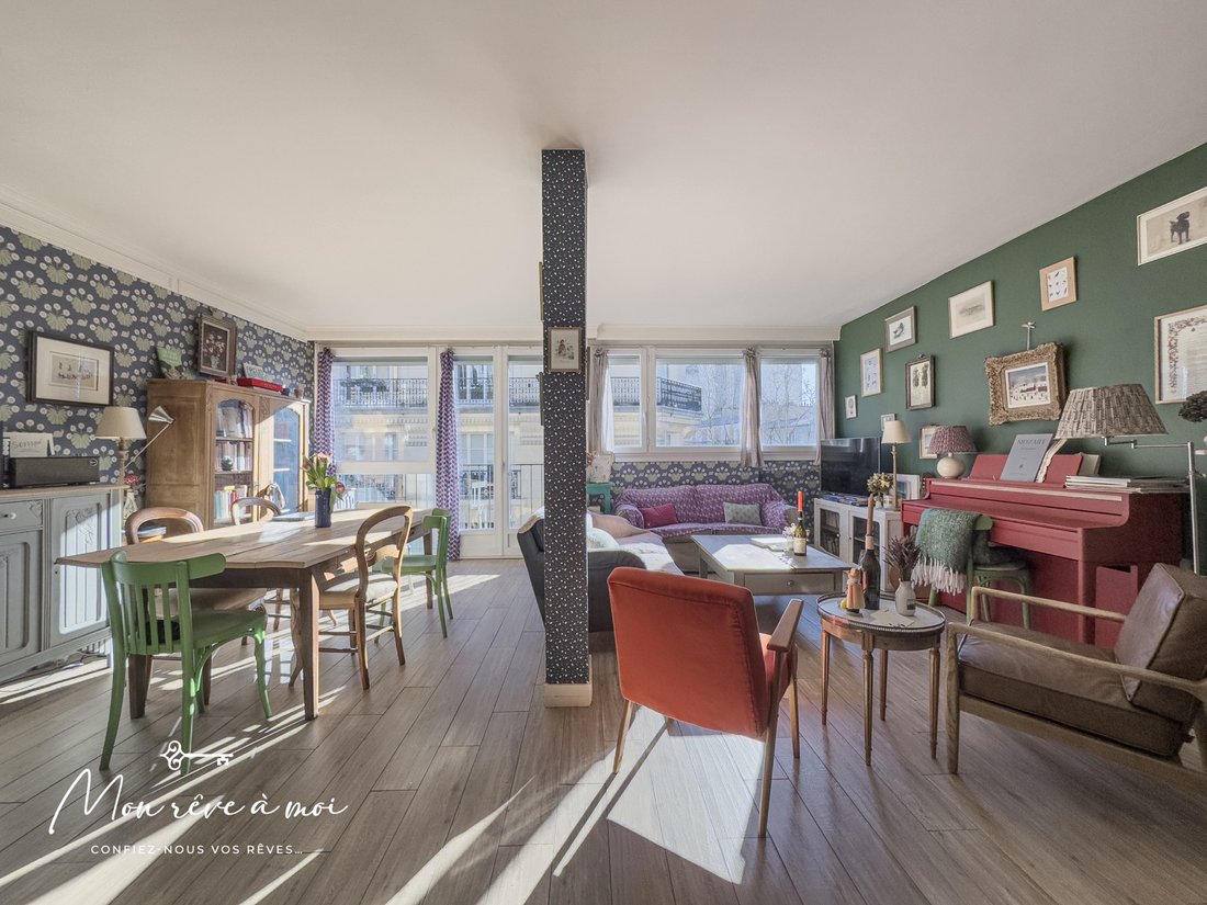 Apartment in Palais Royal, Paris 1er Arrondissement, Paris 4 - 15961044