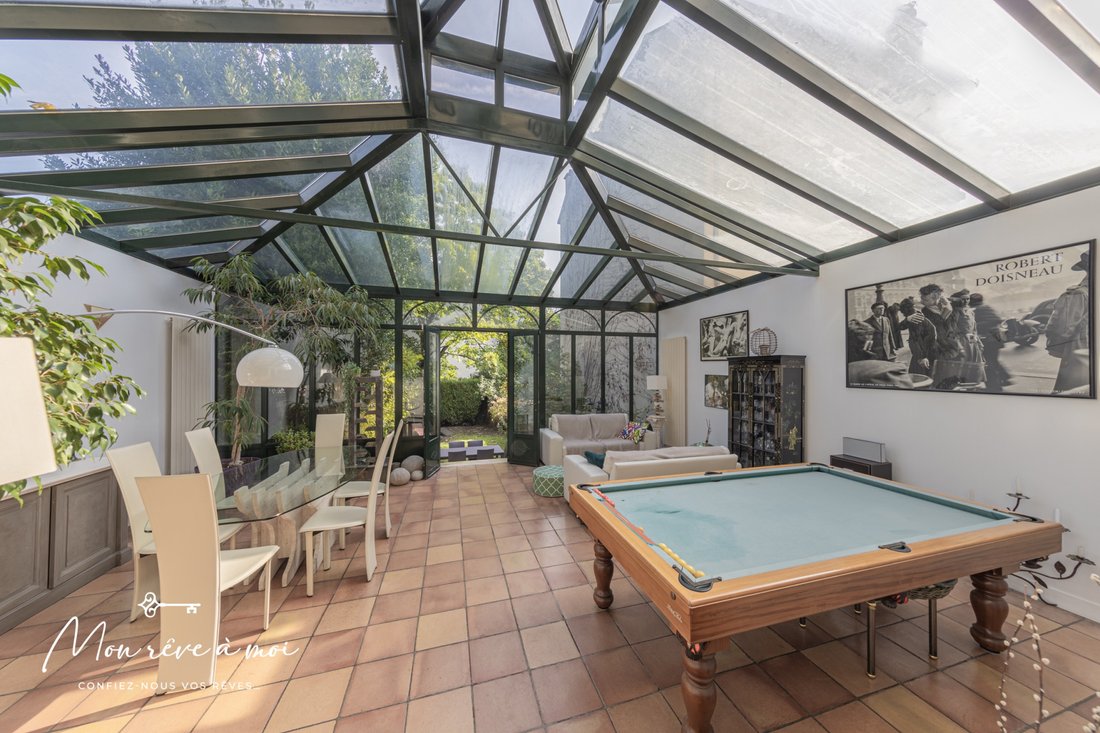 House in Plateau Ouest, Suresnes, France 4 - 15960341