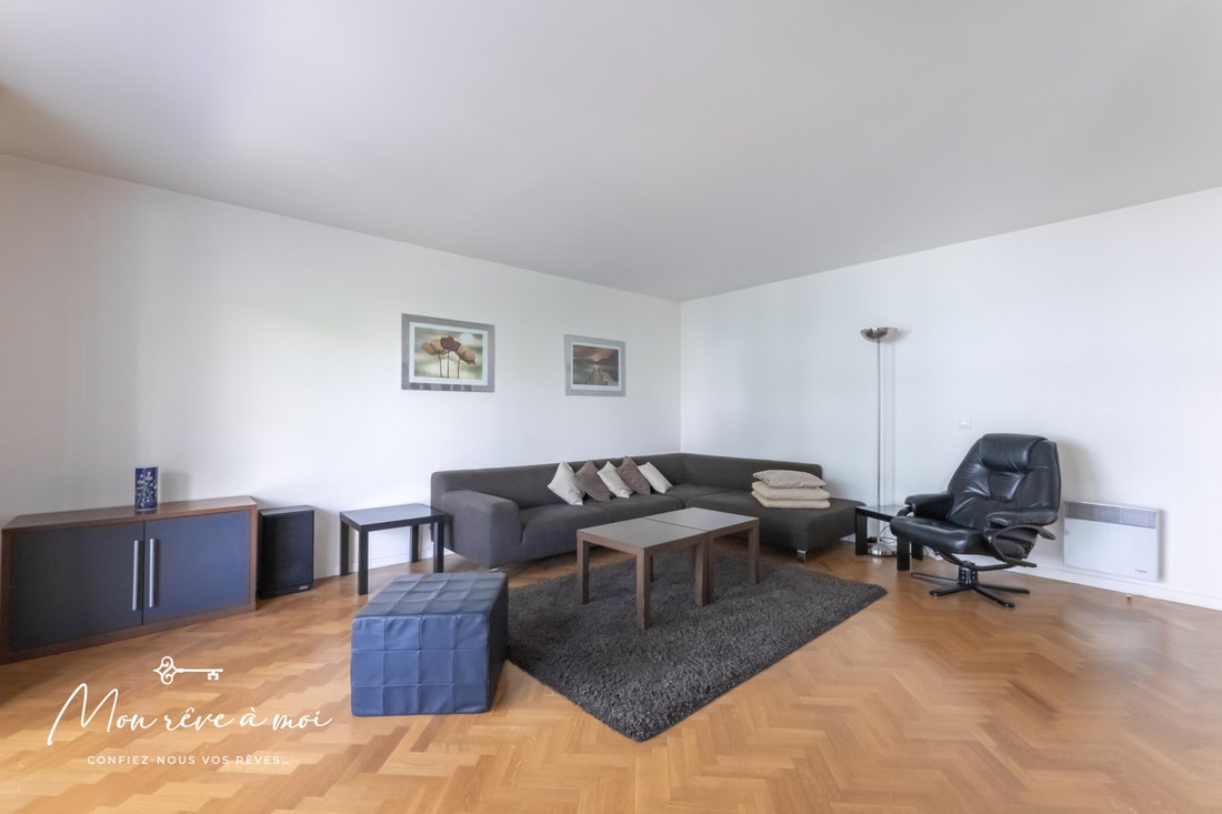 Apartment in Hôtel de Ville, Courbevoie, France 5 - 15960827