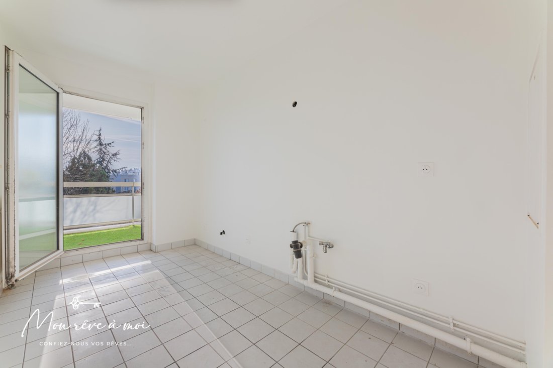 Apartment in Plateau Ouest, Suresnes, France 5 - 15960768