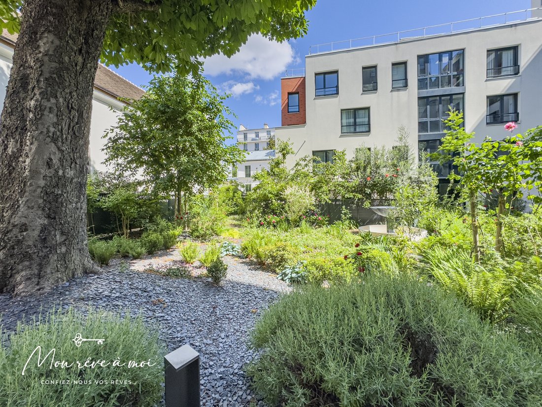 Apartment in Clignancourt-Jules Joffrin, Paris 18e Arrondissement, Paris 2 - 15960928