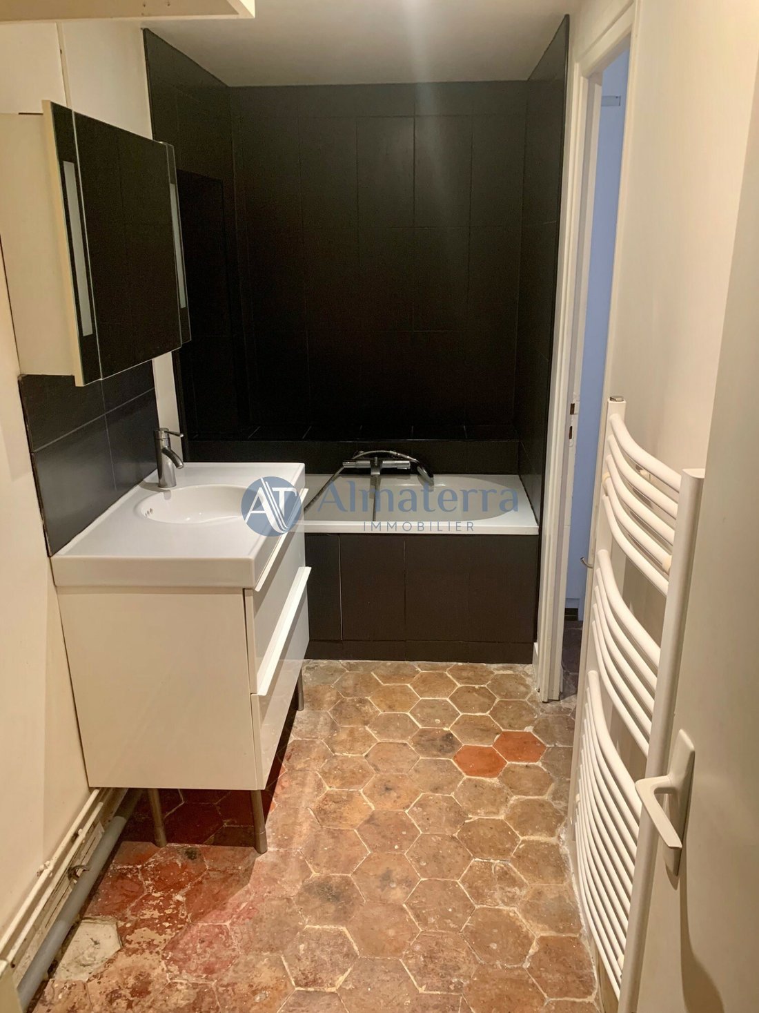 Apartment in Lorette-Martyrs, Paris 9e Arrondissement, Paris 3 - 15960379